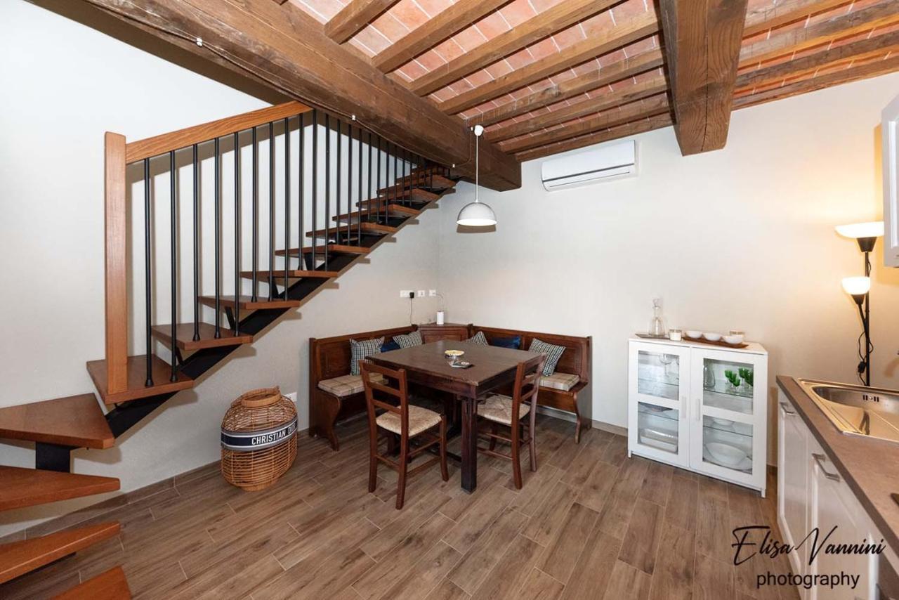 דירות Forcoli La Casa Delle Rondini מראה חיצוני תמונה